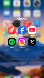 Launcher iOS 26 Theme 4