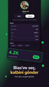Fandomera screenshot