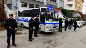 Polis Otobüsü Sürüş Oyunları screenshot